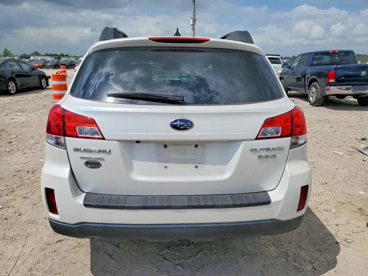 Subaru Outback 3.6r Limited