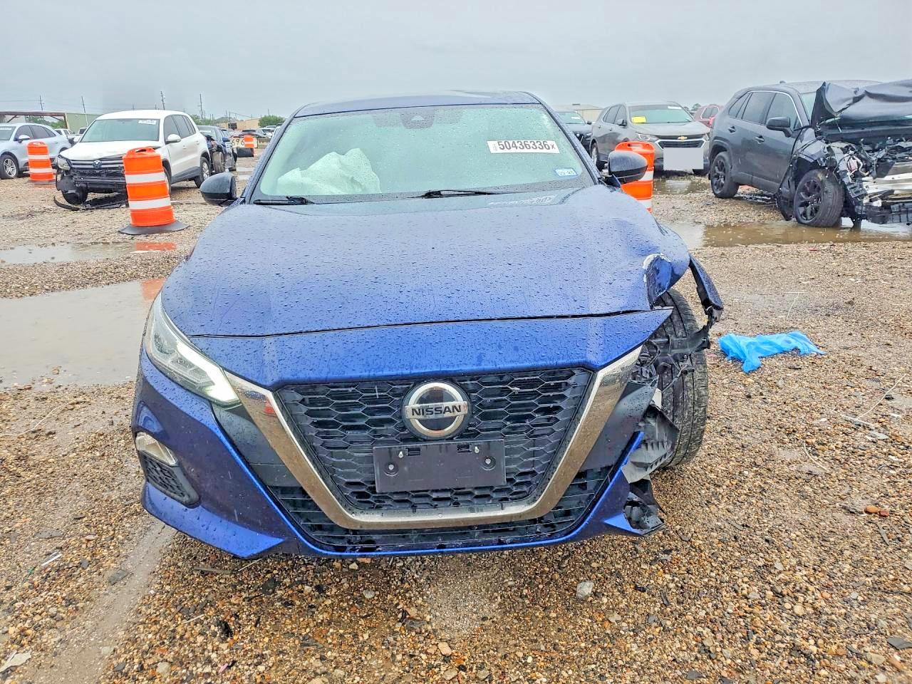 Nissan Altima Sr