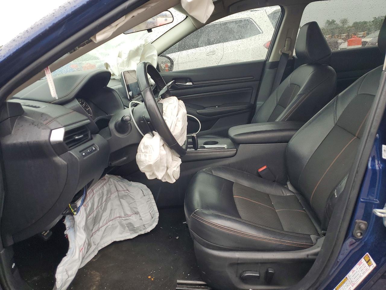 Nissan Altima Sr