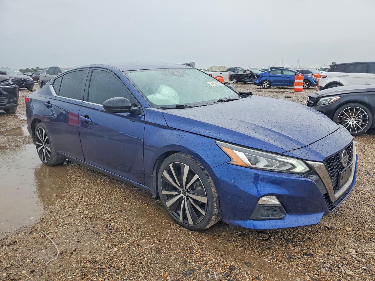 Nissan Altima Sr