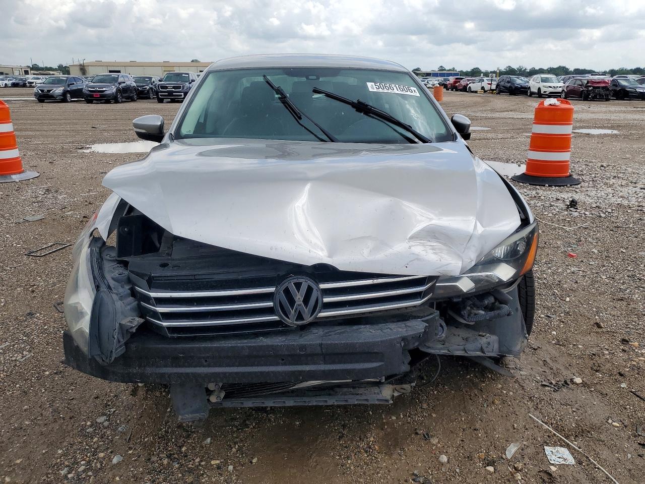 Volkswagen Passat S