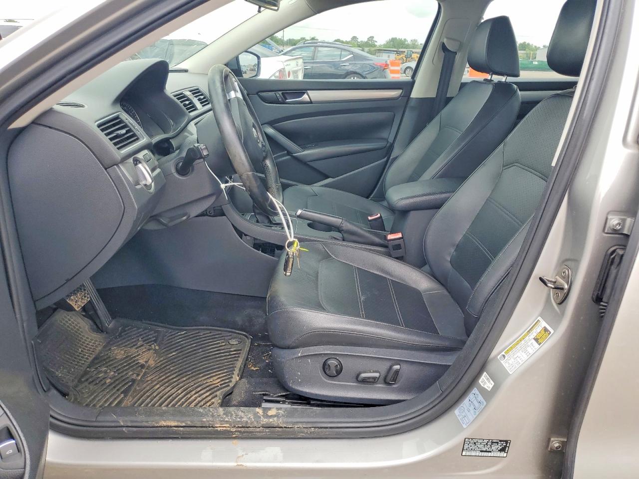 Volkswagen Passat S
