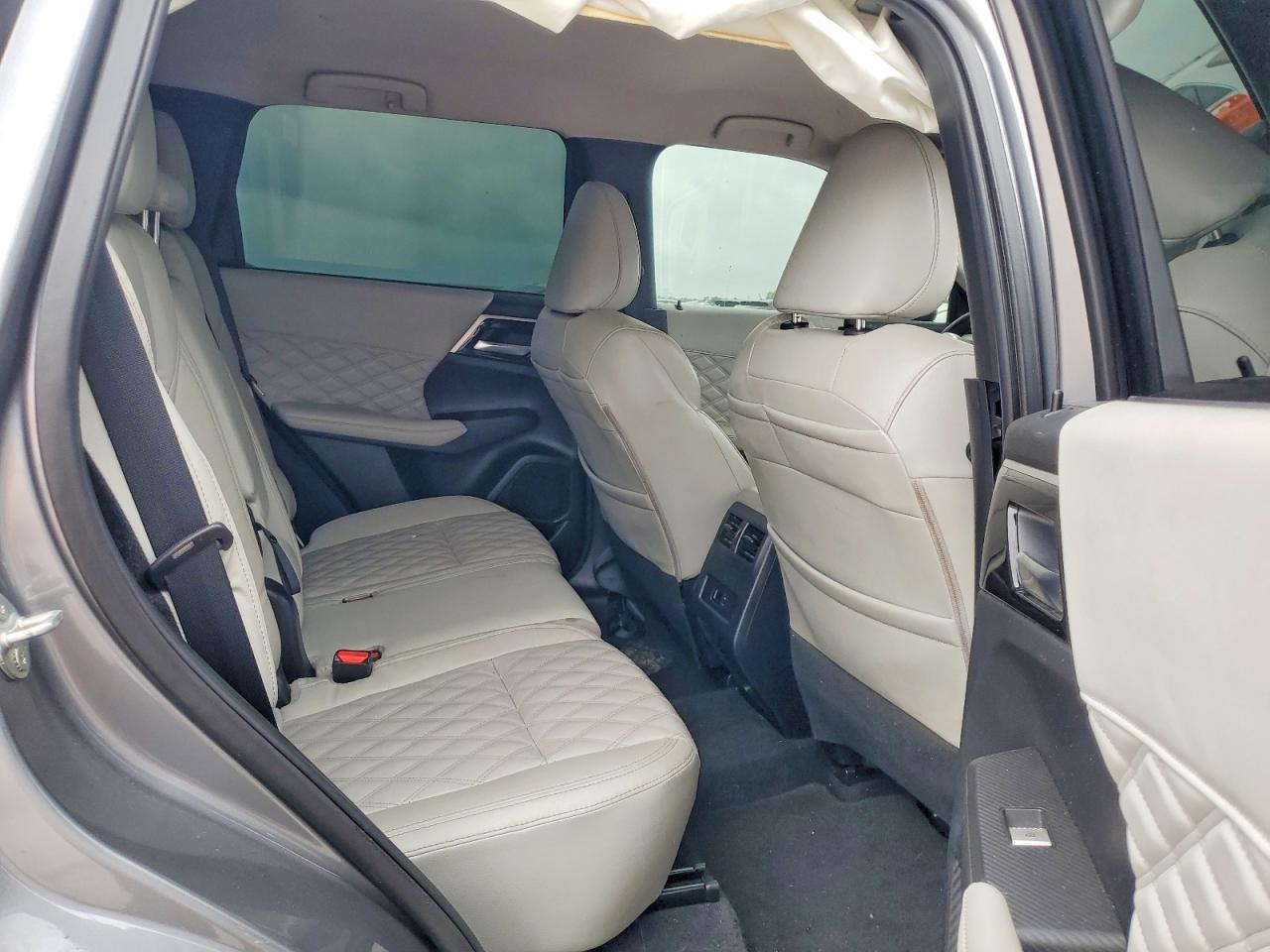 Mitsubishi Outlander Sel