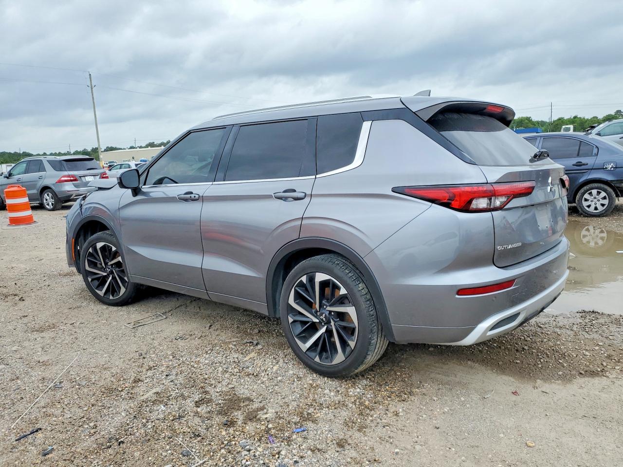 Mitsubishi Outlander Sel