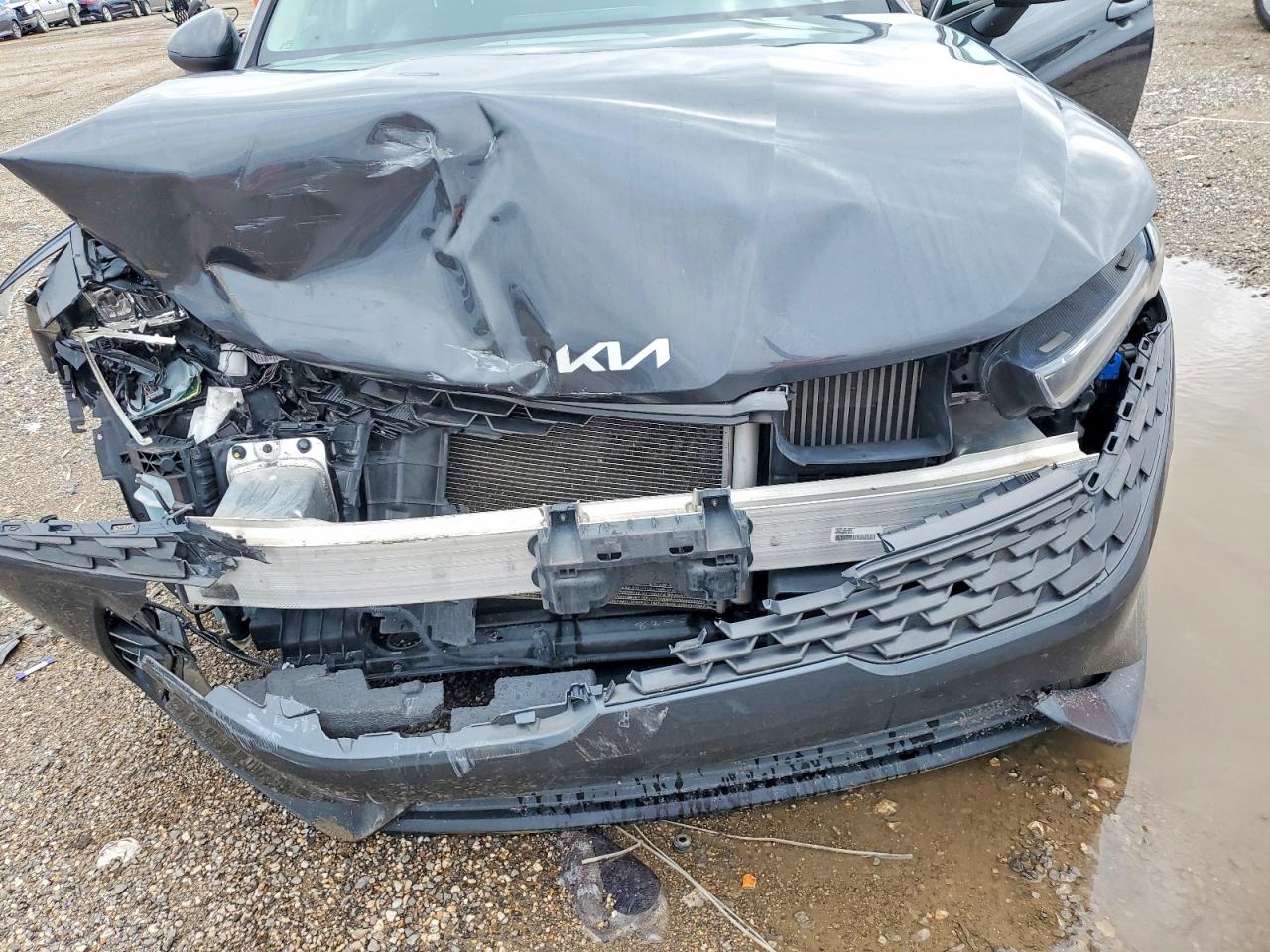 Kia K5 Lxs