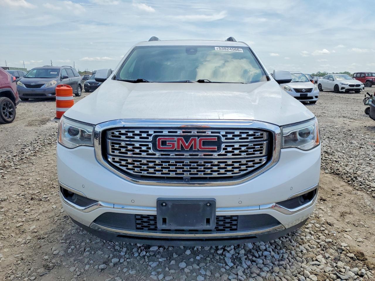 GMC Acadia Denali