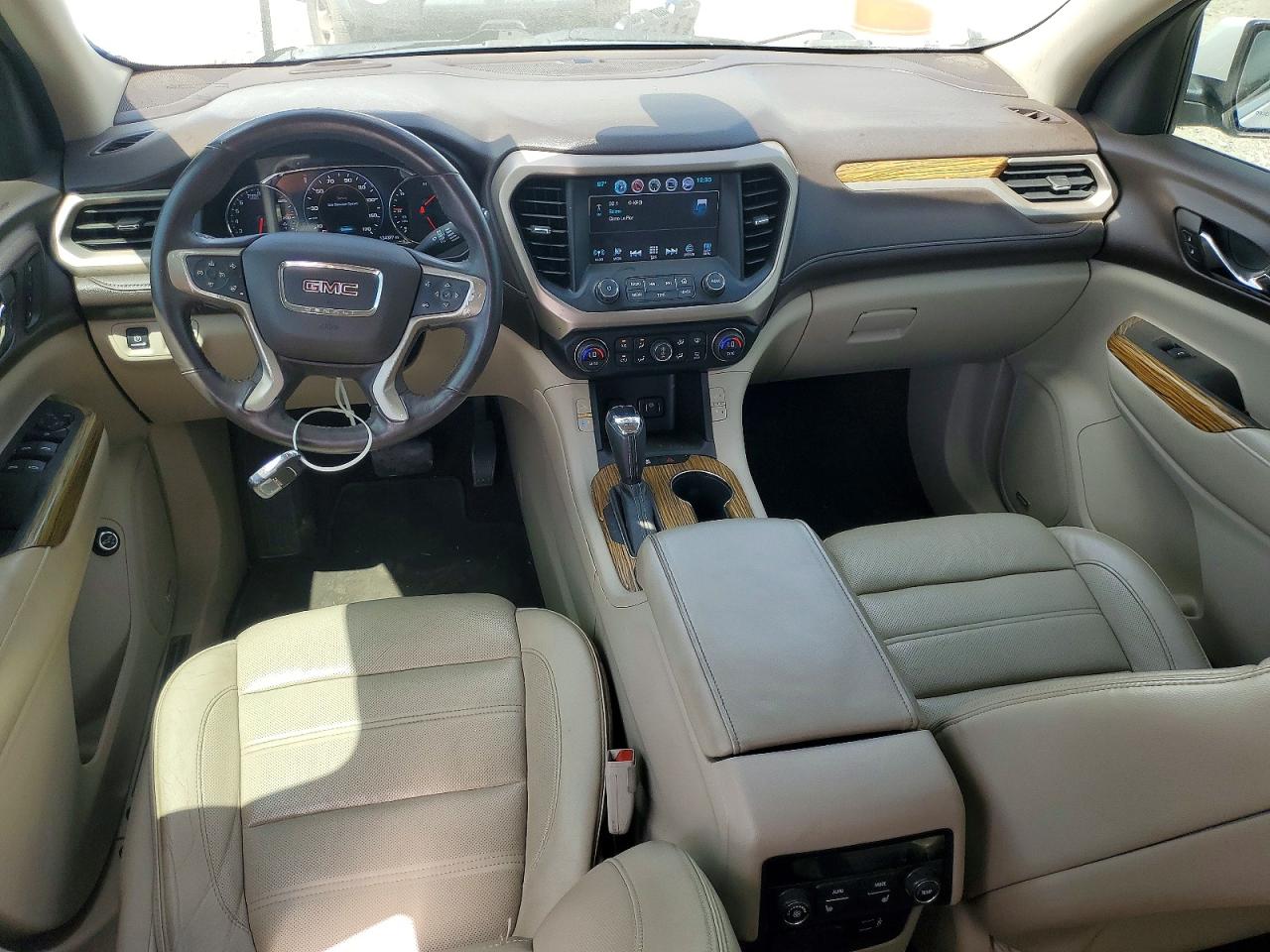 GMC Acadia Denali