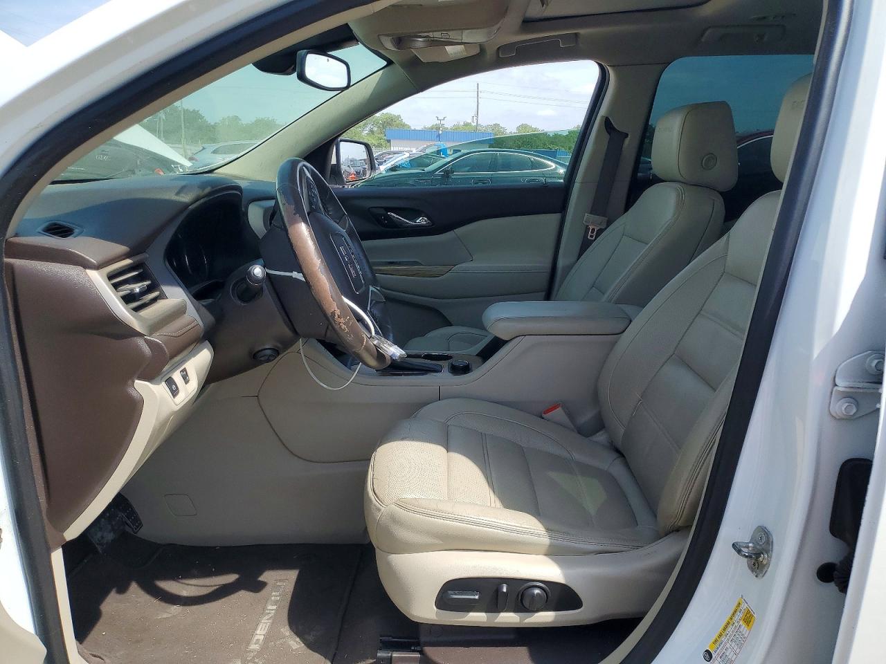 GMC Acadia Denali