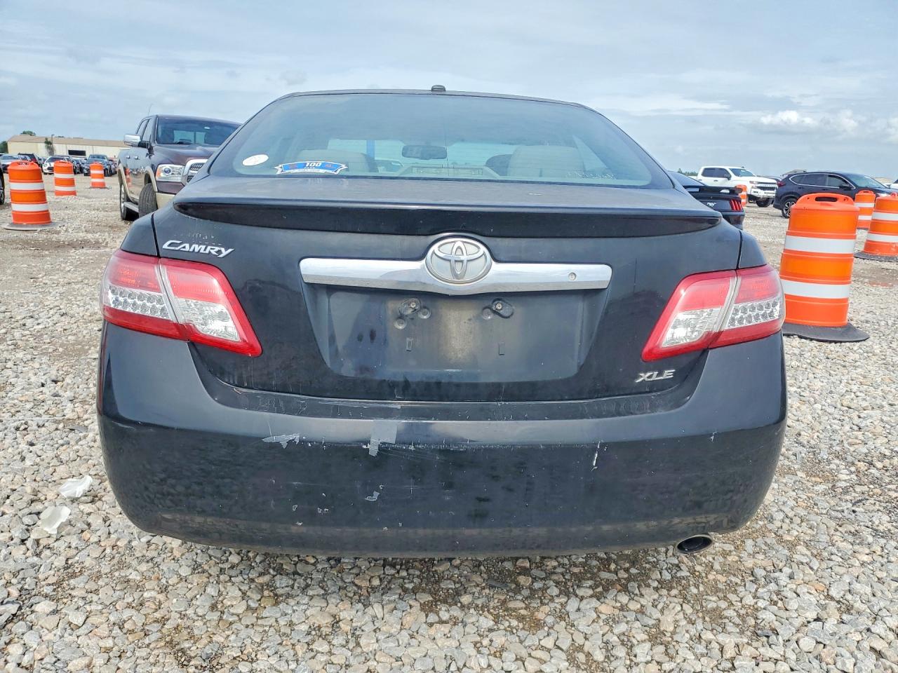 Toyota Camry Xle