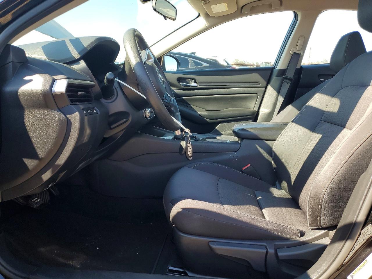 Nissan Altima S