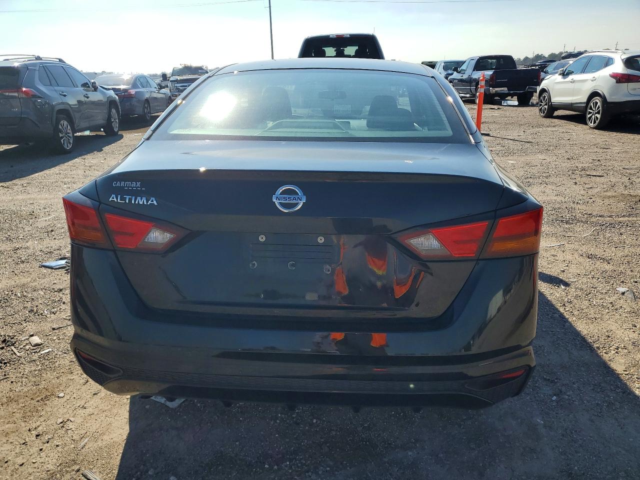 Nissan Altima S