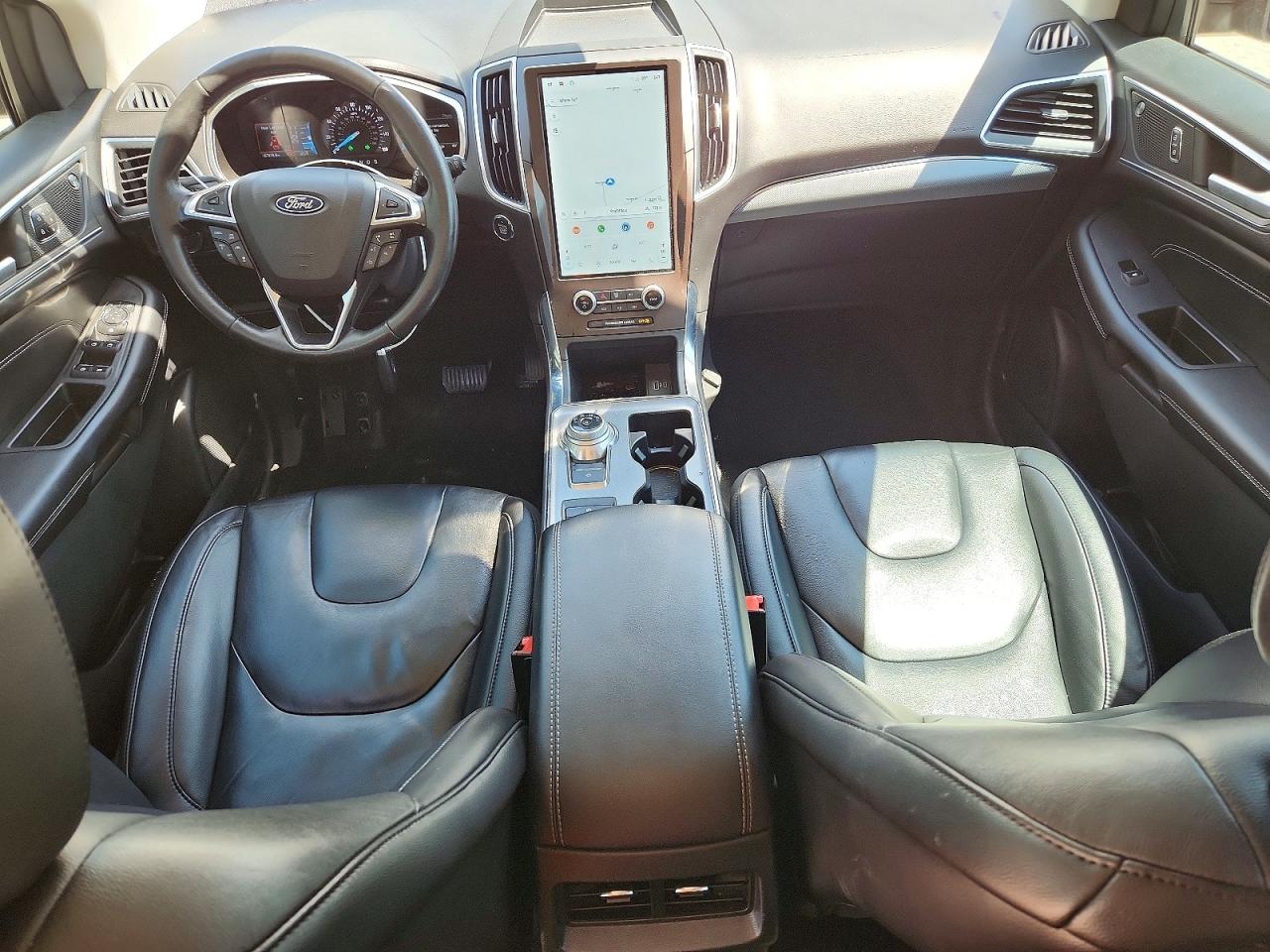 Ford Edge Titanium