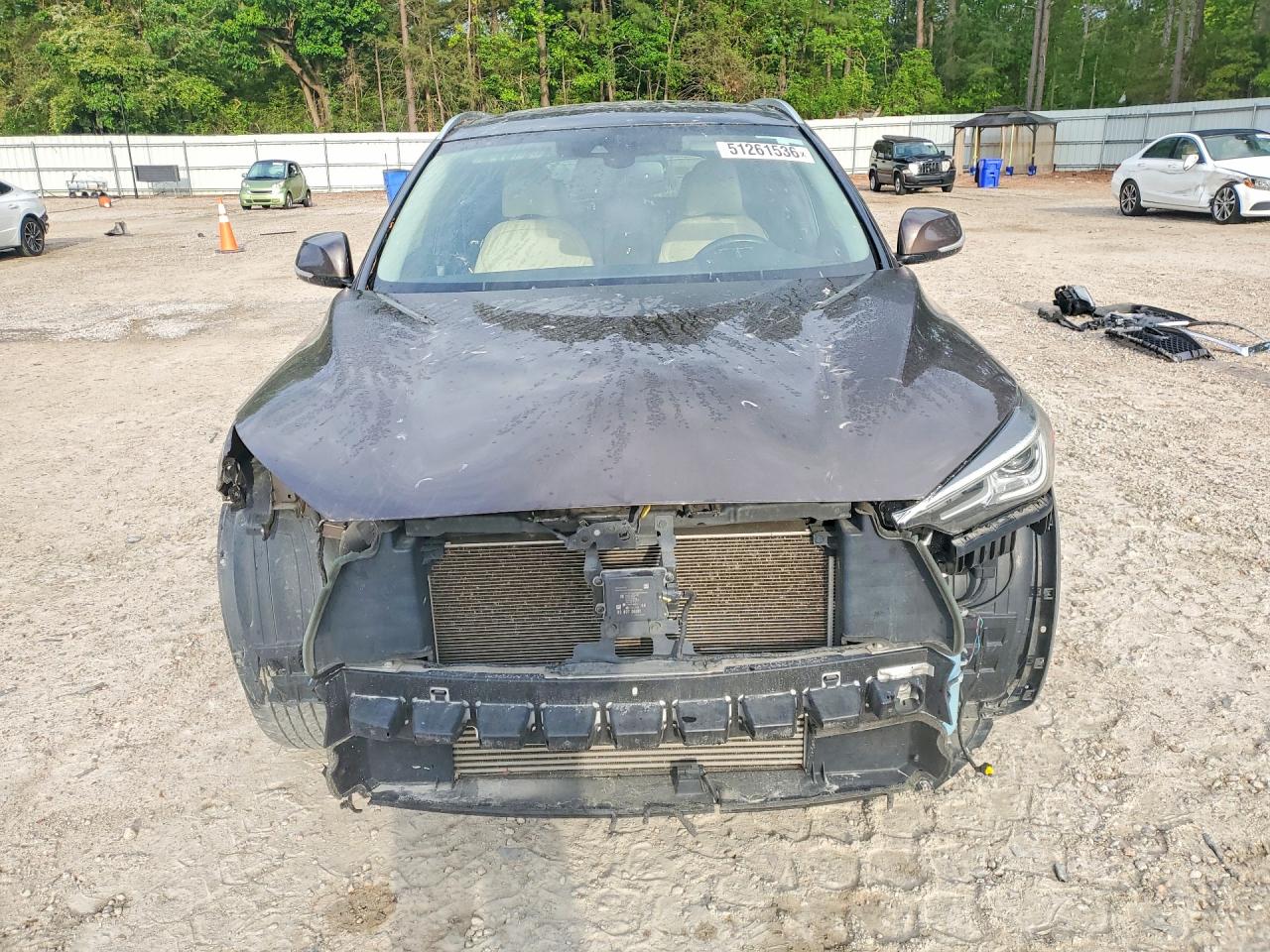 INFINITI Qx Luxe