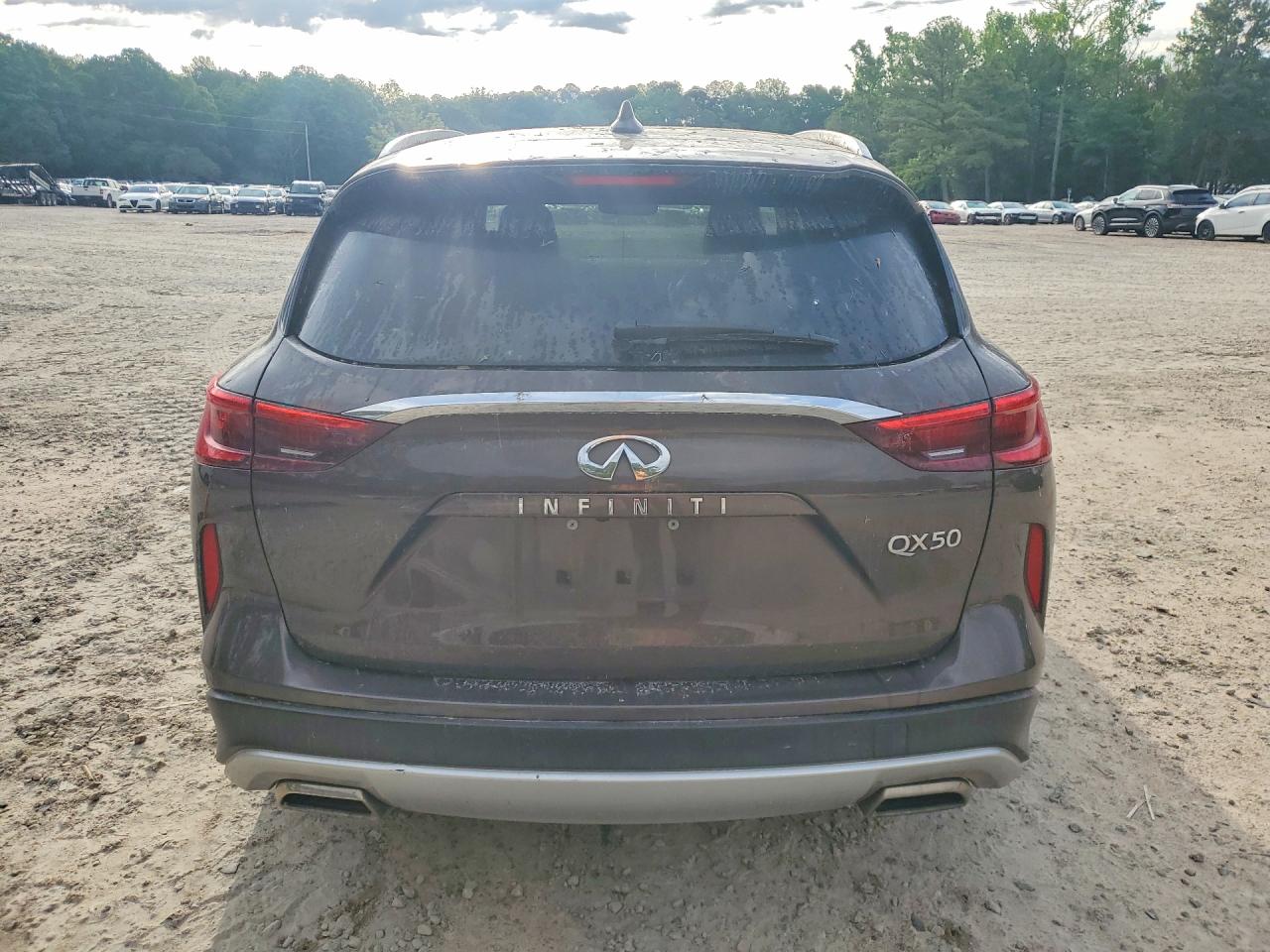 INFINITI Qx Luxe