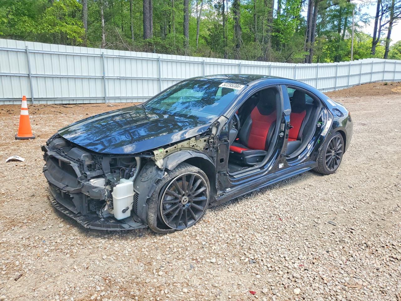 Salvage Mercedes-Benz Cla-class Image