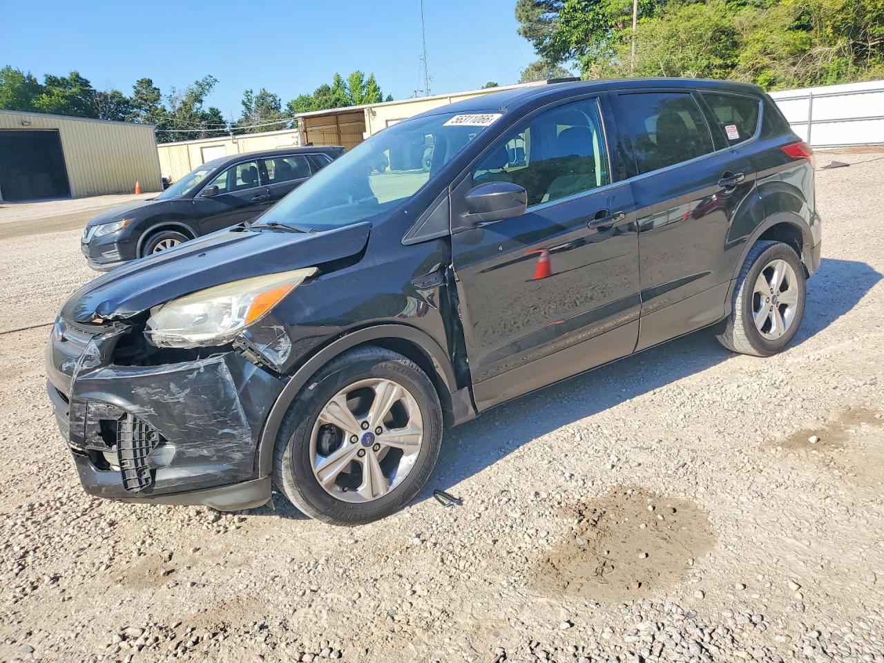 Salvage Ford Escape Image