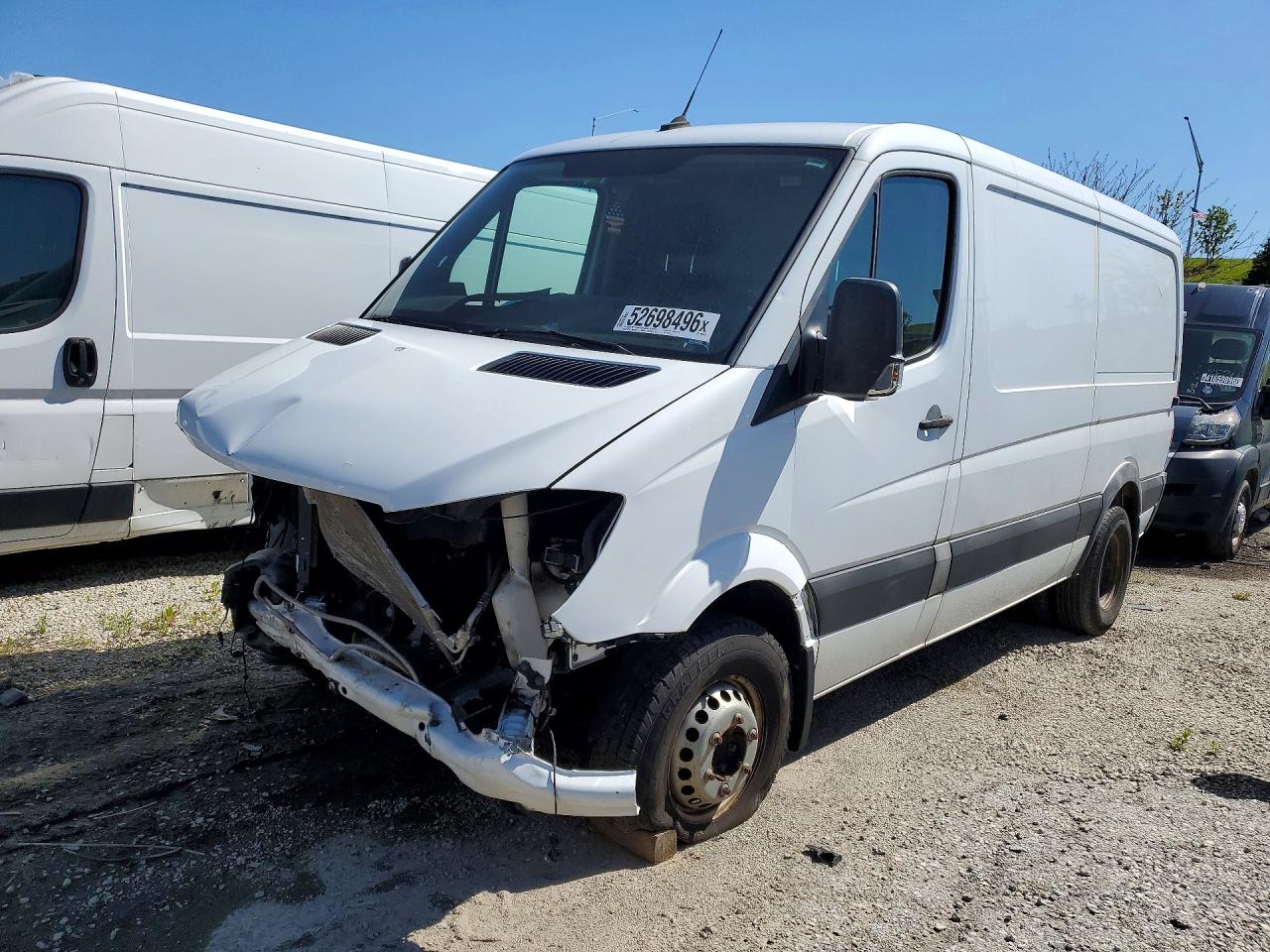 Salvage Mercedes-Benz Sprinter Image
