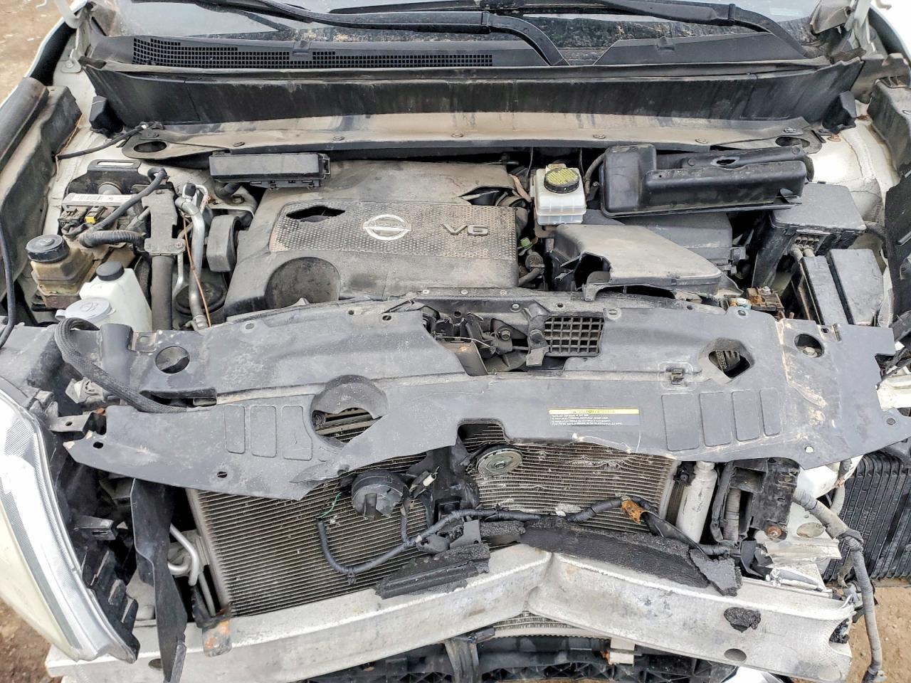 Nissan Pathfinder S