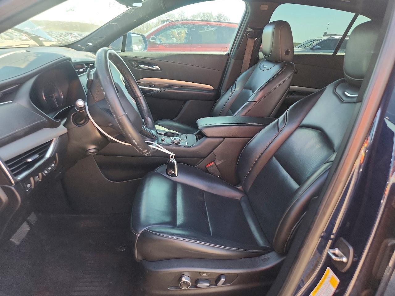 Cadillac XT4 Premium Luxury