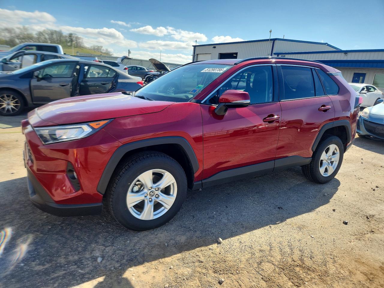 Salvage Toyota RAV4 Image