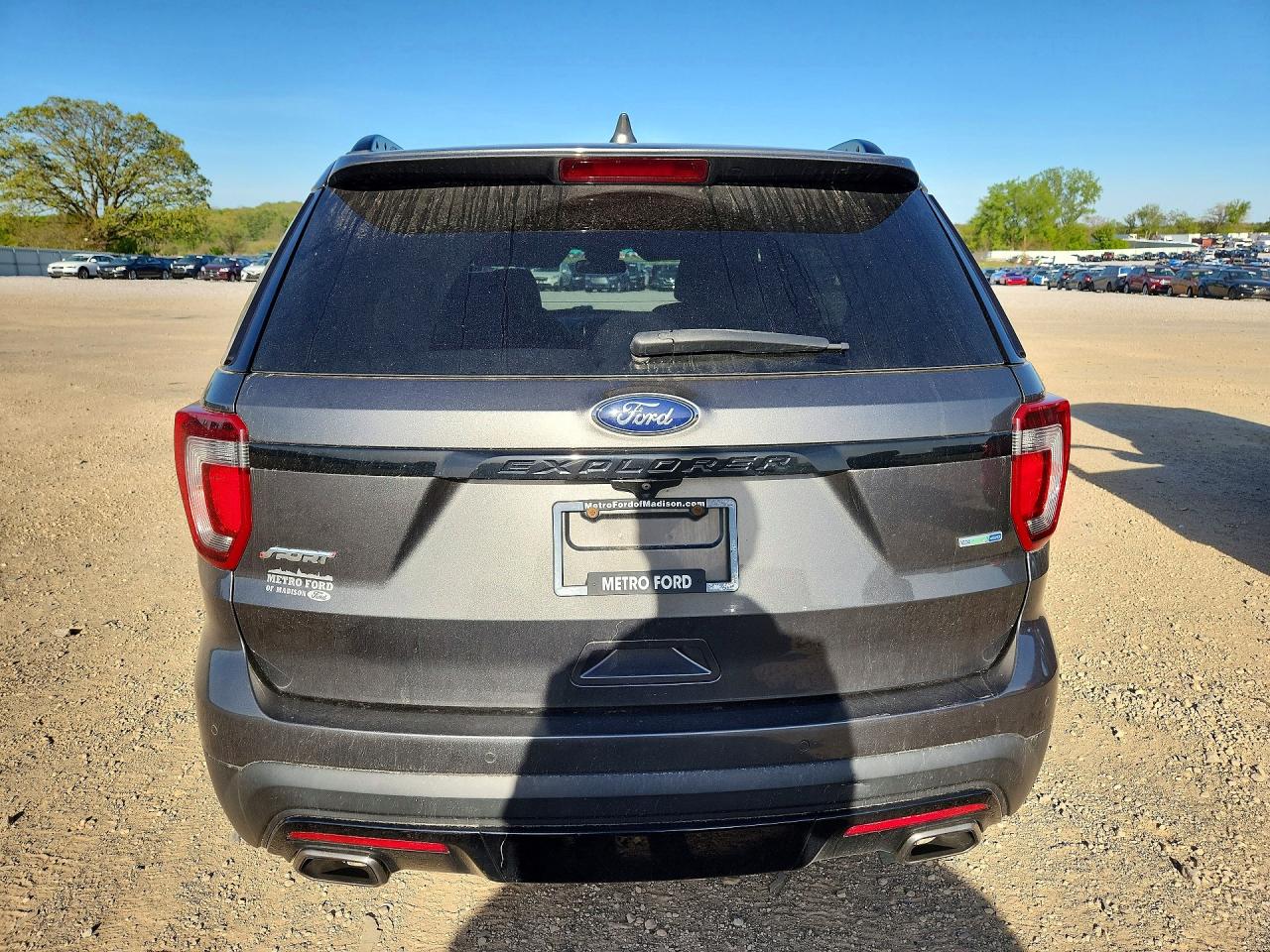 Ford Explorer Sport