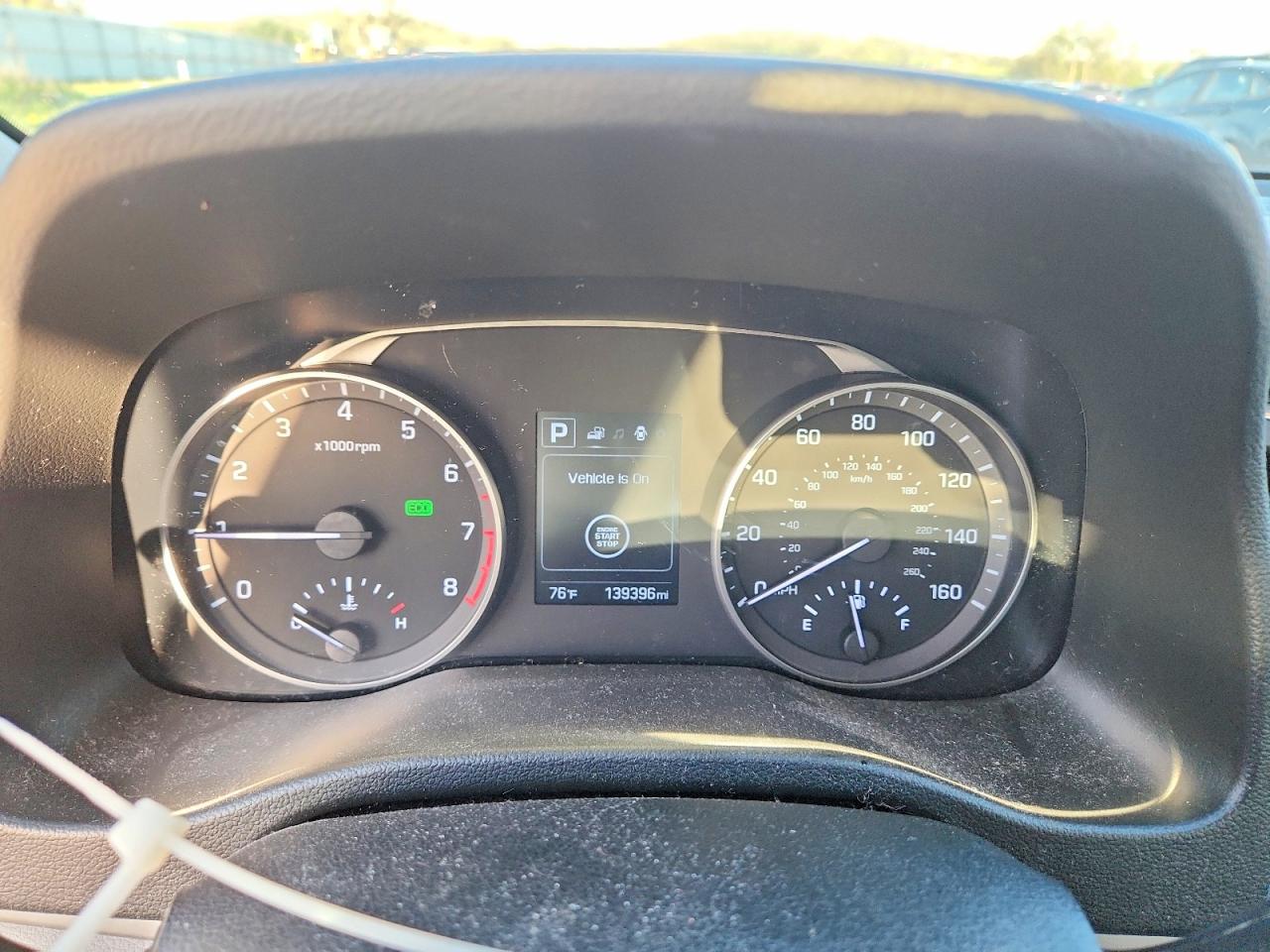 Hyundai ELANTRA Value Edition
