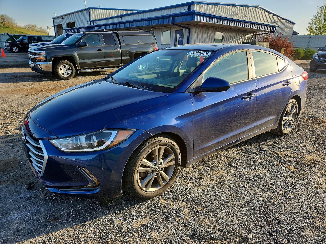 Salvage Hyundai ELANTRA Image