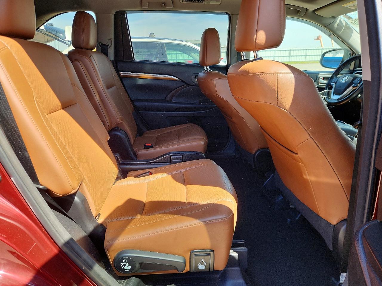 Toyota Highlander Limited Platinum