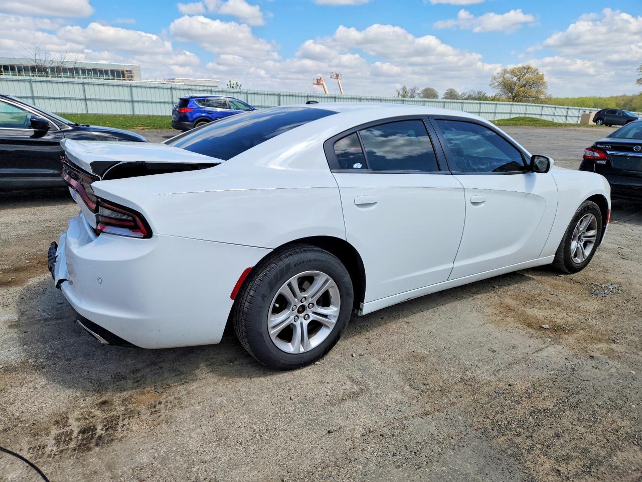 Dodge Charger Sxt