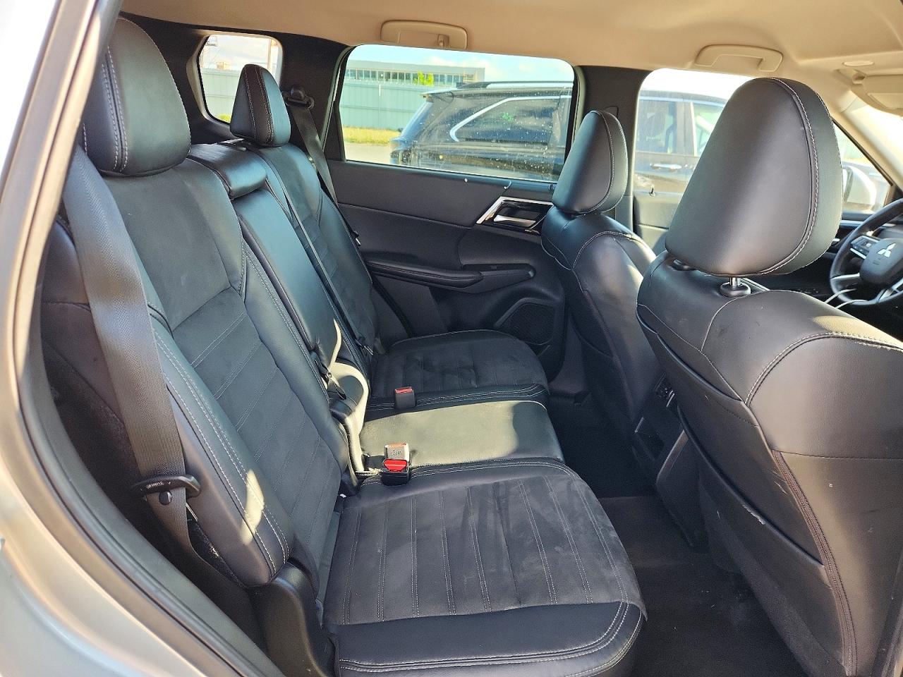 Mitsubishi Outlander Se