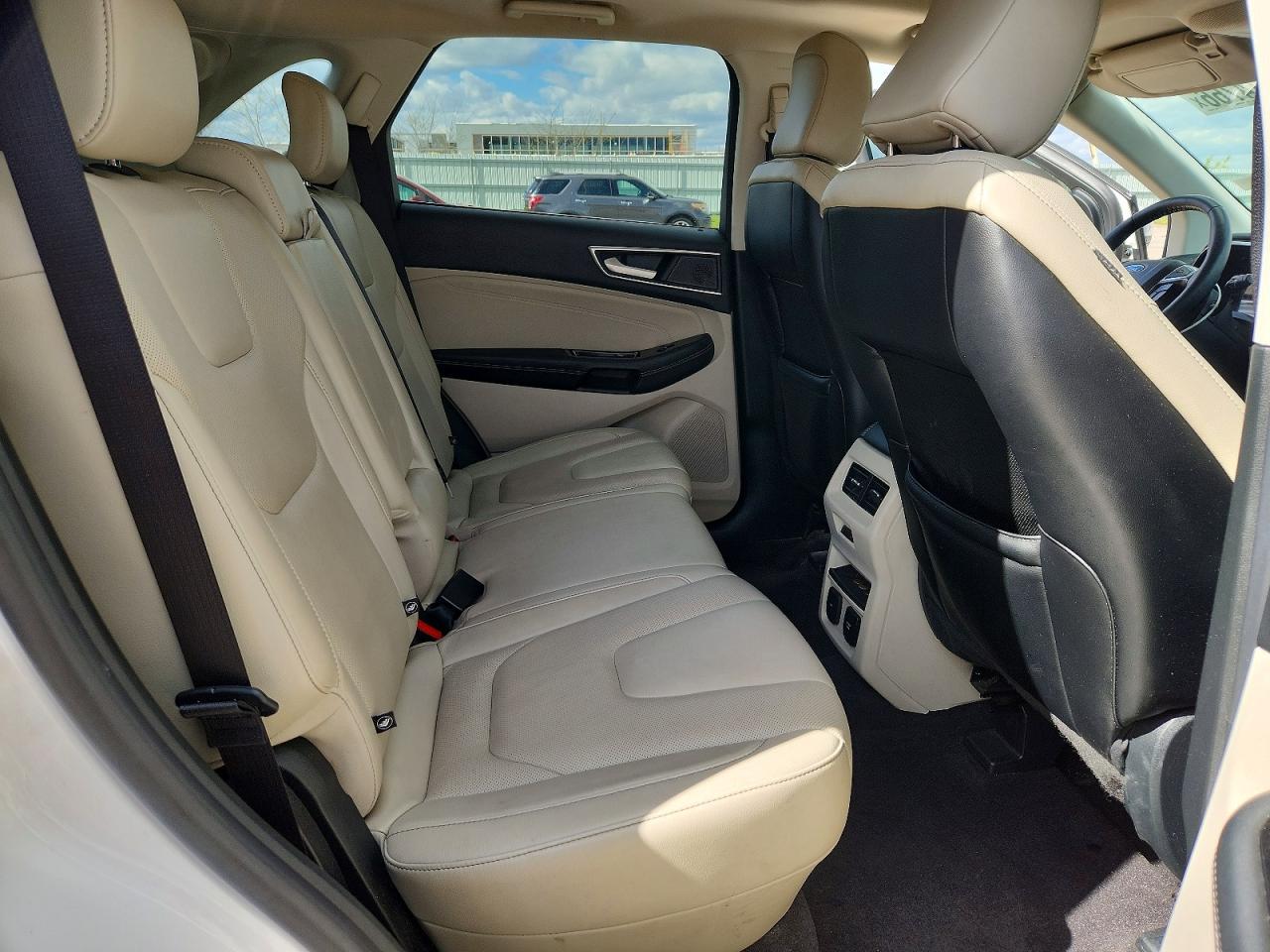 Ford Edge Titanium