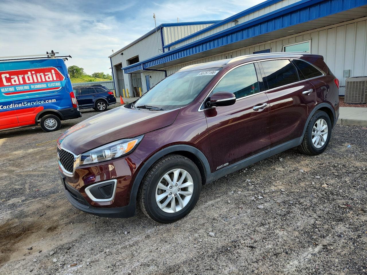 Salvage Kia Sorento Image