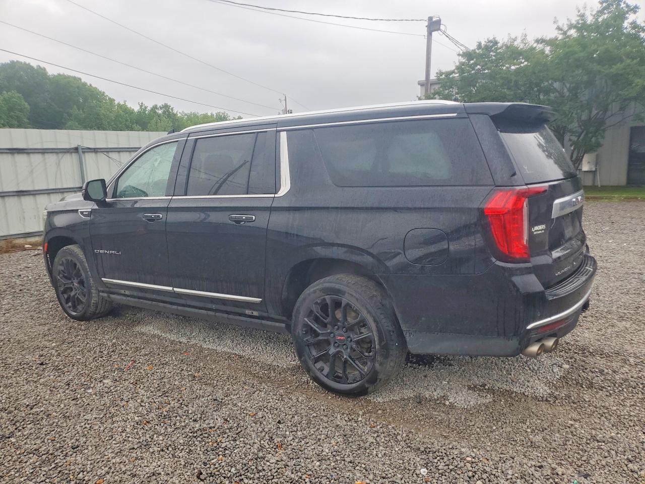 GMC Yukon Denali