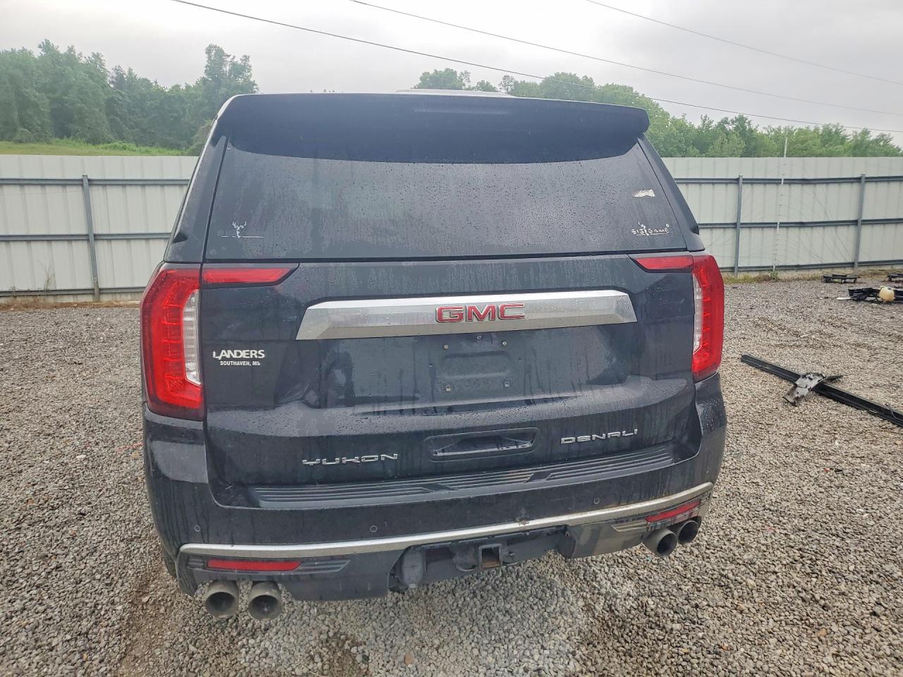 GMC Yukon Denali