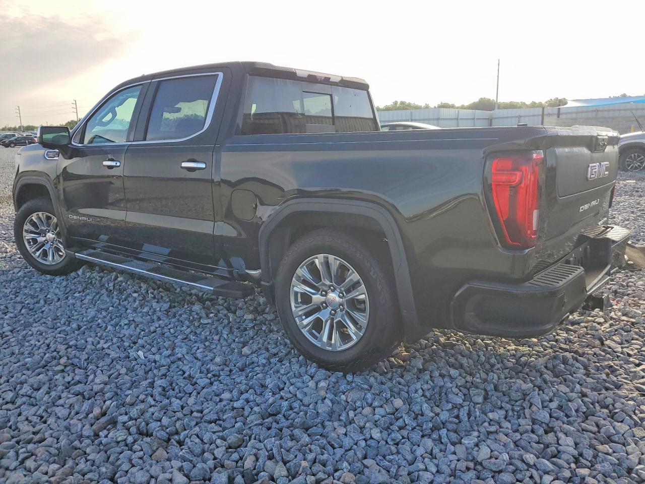 GMC Sierra K1500 Denali