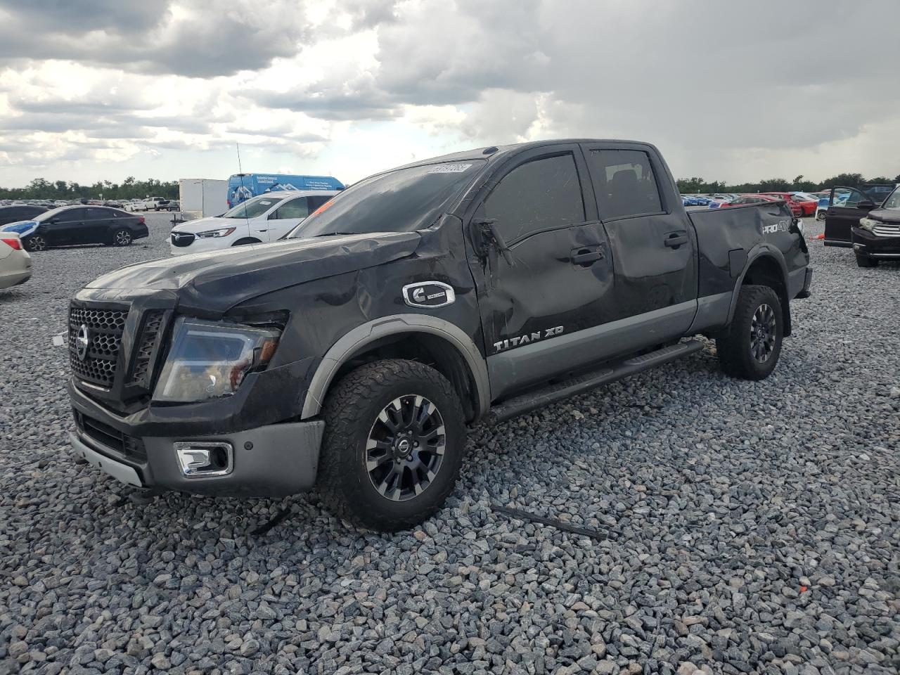 Salvage Nissan Titan Image