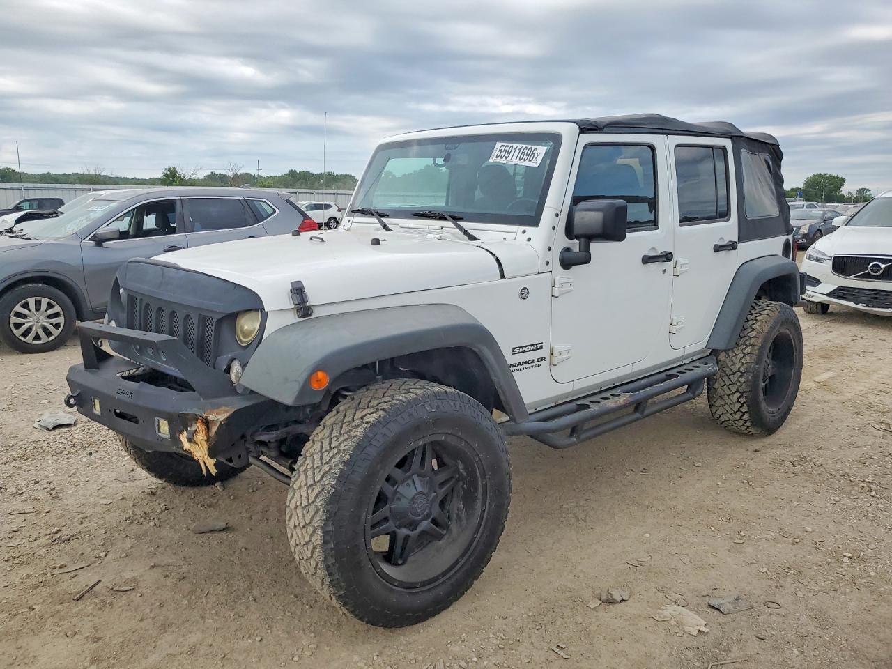 Salvage Jeep Wrangler Image