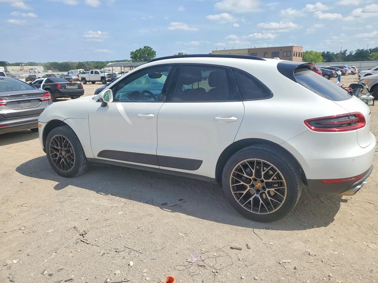 Porsche Macan S