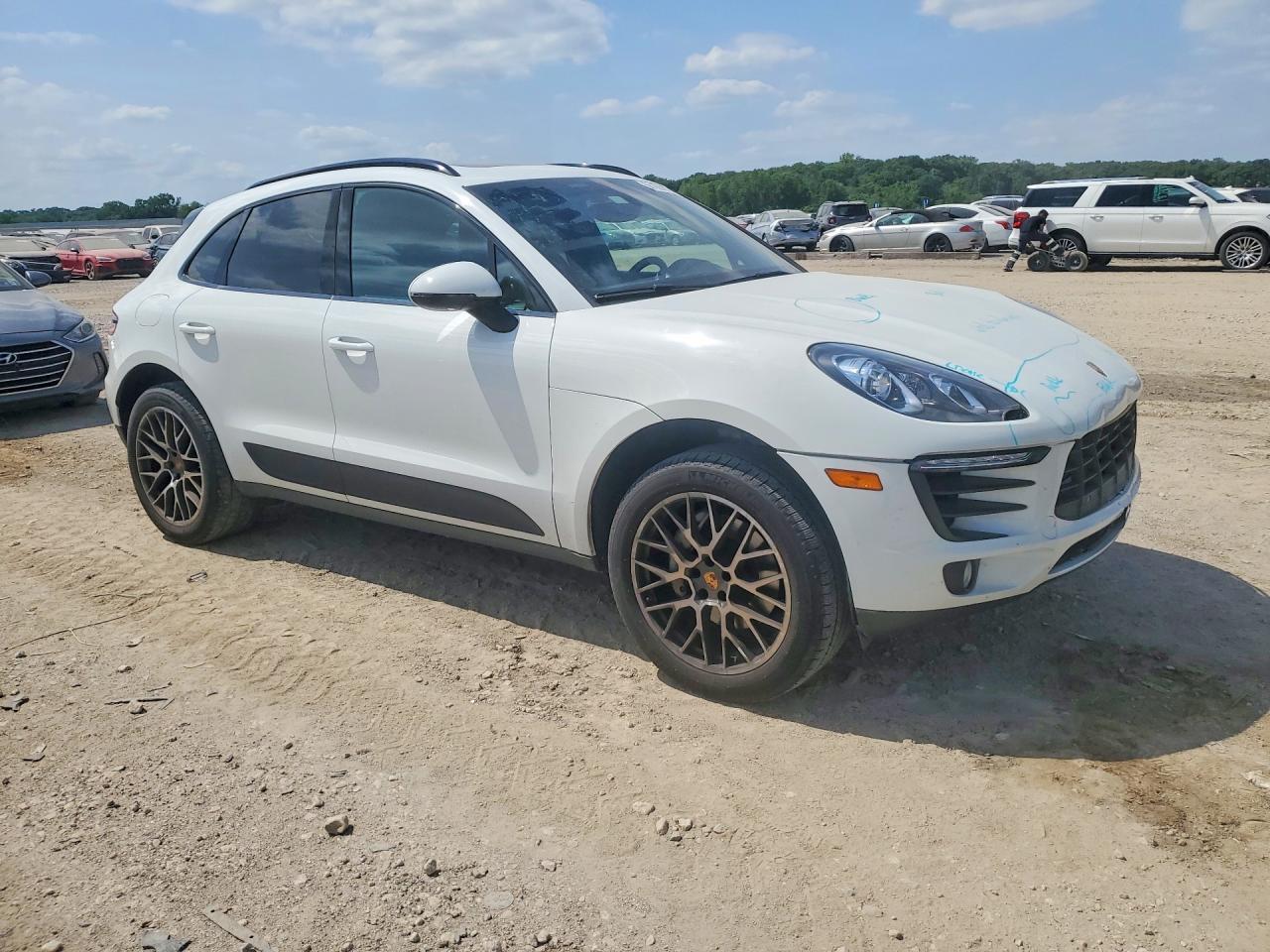 Porsche Macan S