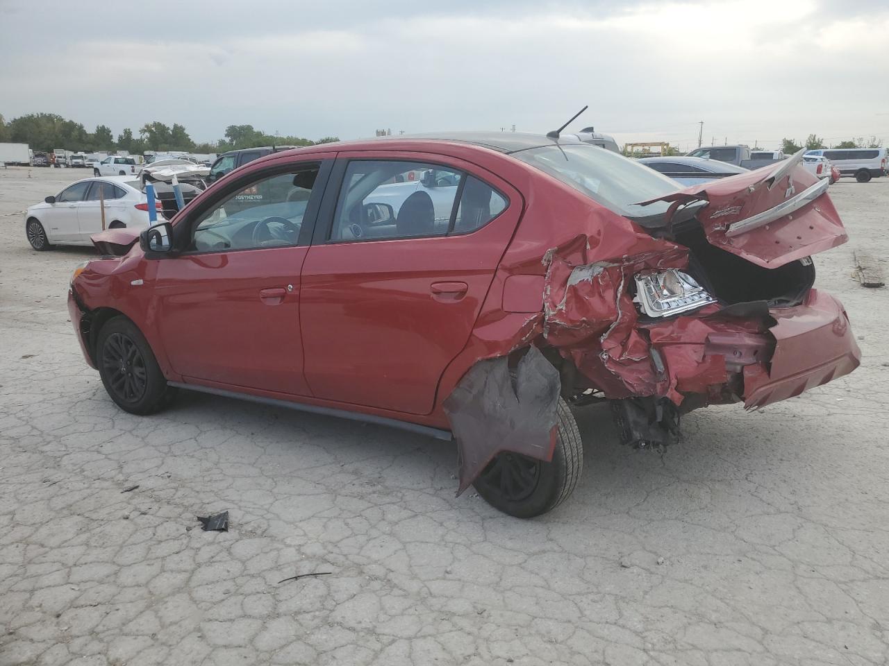 Mitsubishi Mirage G4 Es