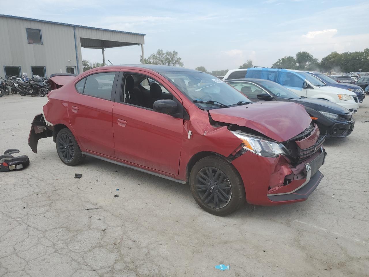 Mitsubishi Mirage G4 Es