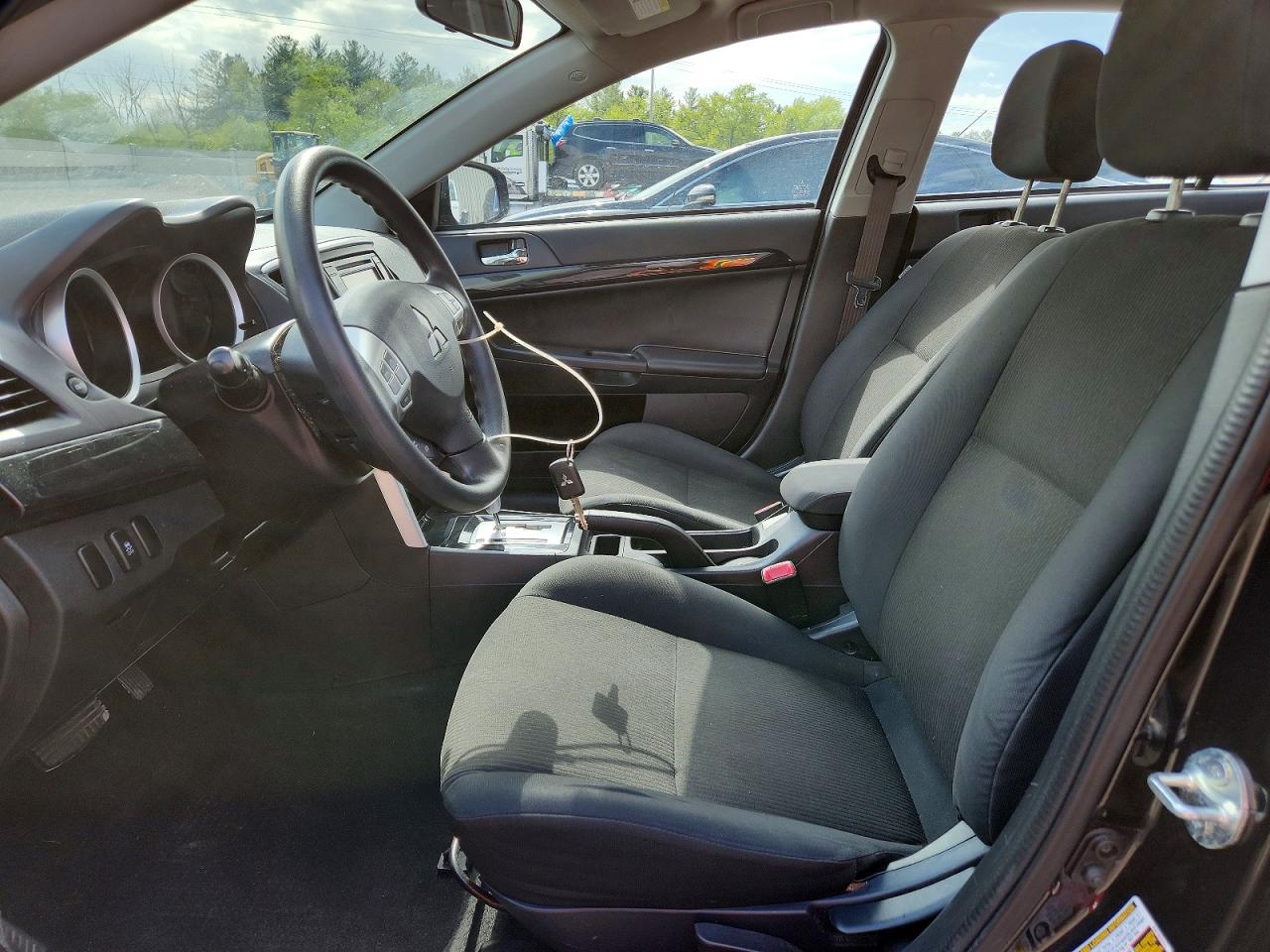 Mitsubishi Lancer Es