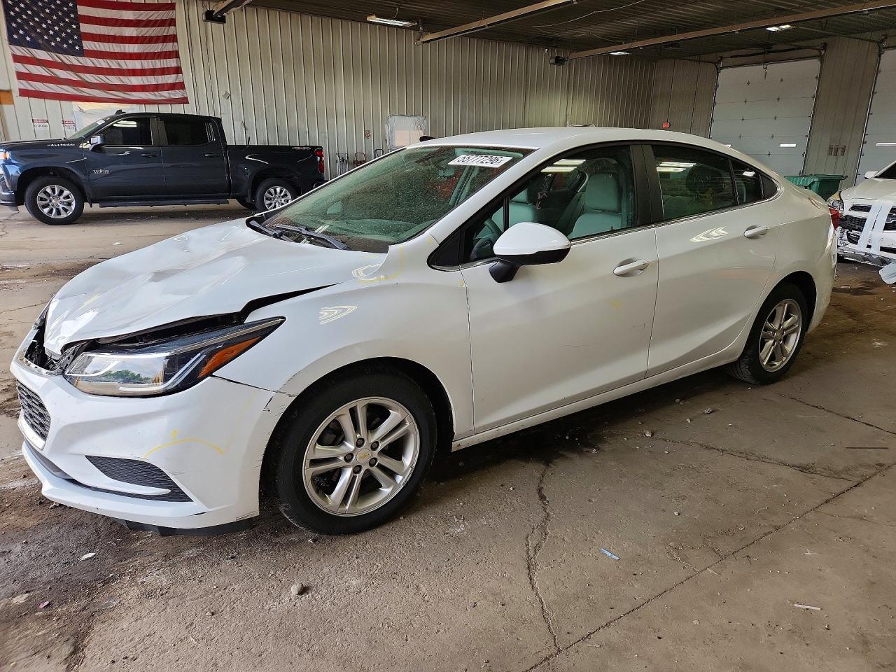 Salvage Chevrolet Cruze Image