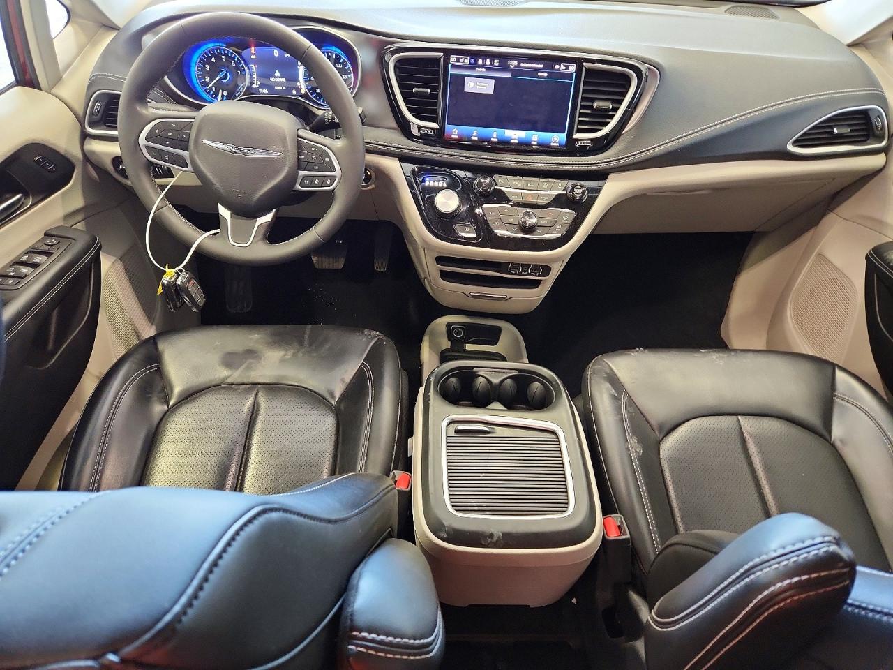 Chrysler Pacifica Touring L
