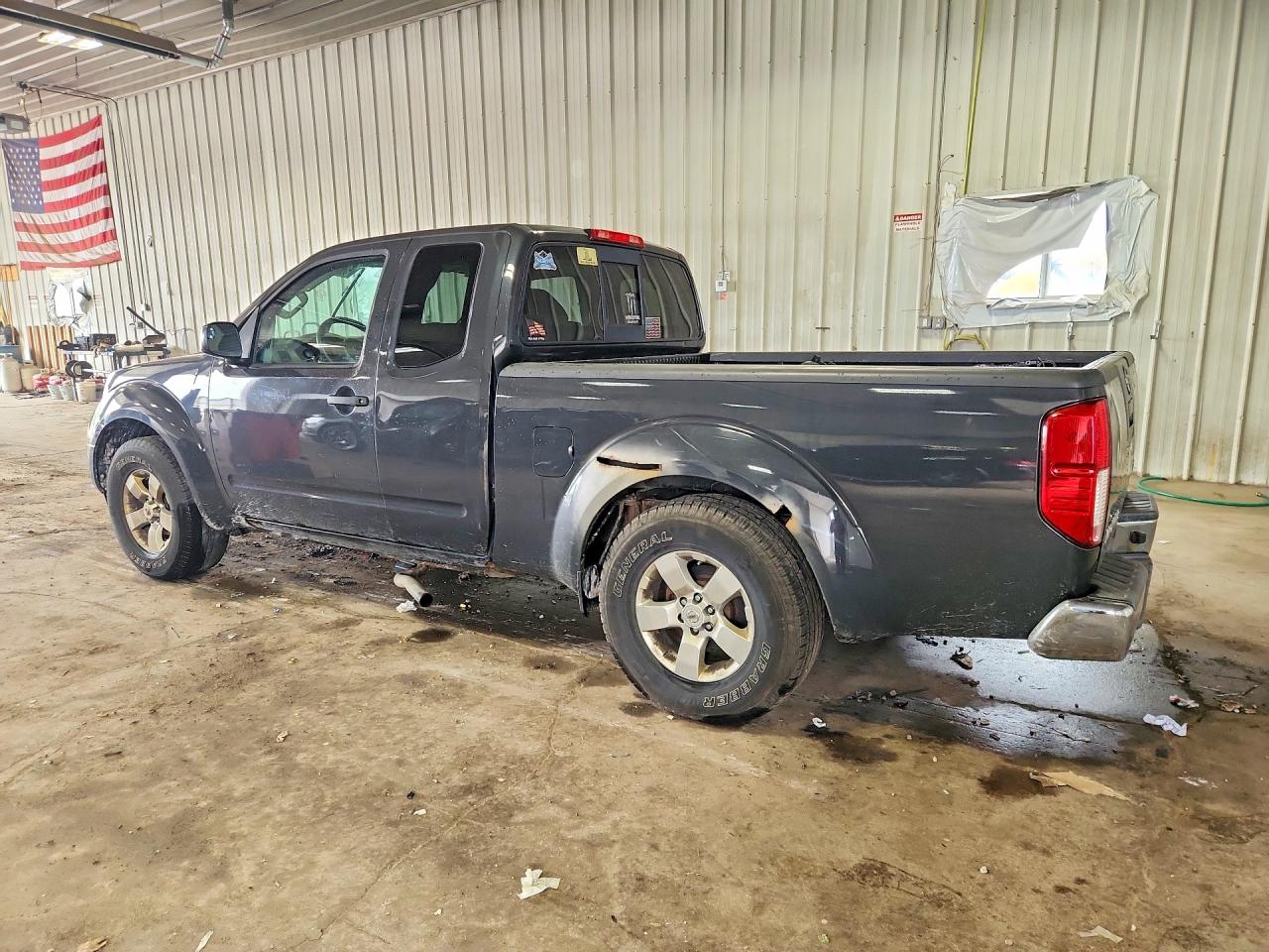 Nissan Frontier S