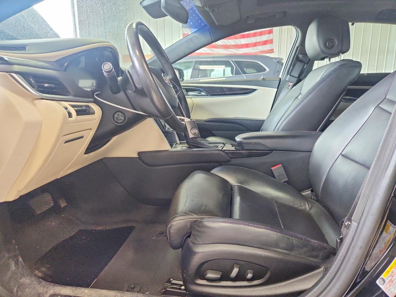Cadillac XTS Platinum