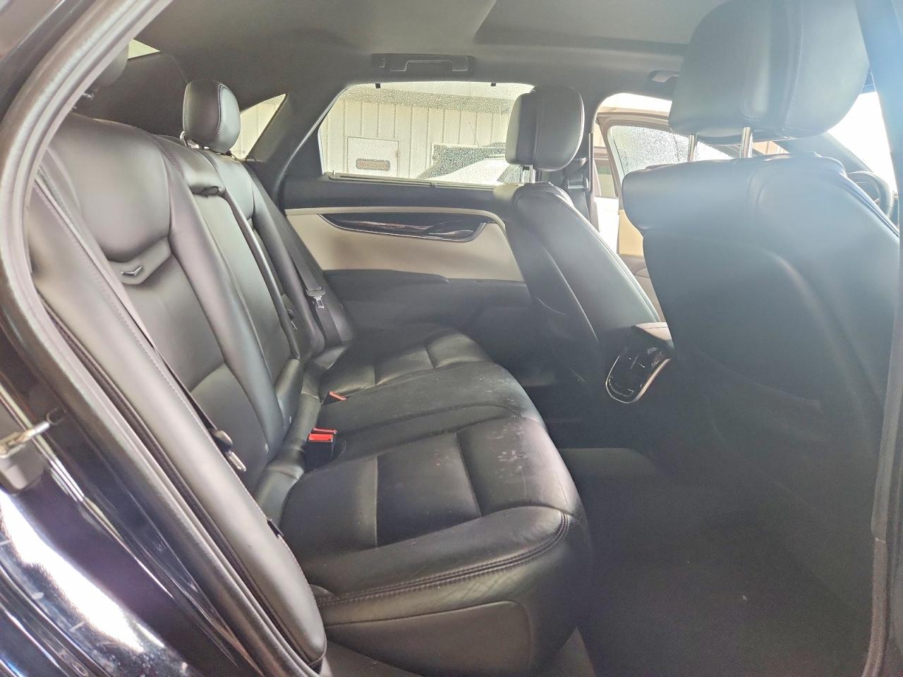 Cadillac XTS Platinum