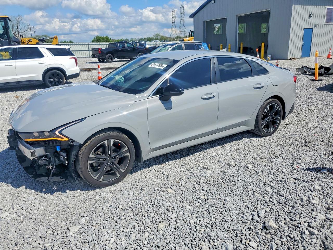 Salvage Kia K5 Image