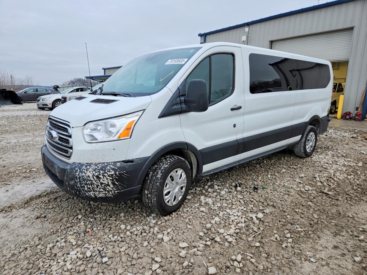 Salvage Ford Transit Image