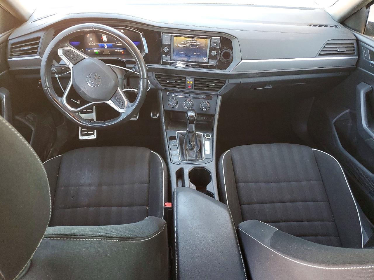 Volkswagen Jetta Sport